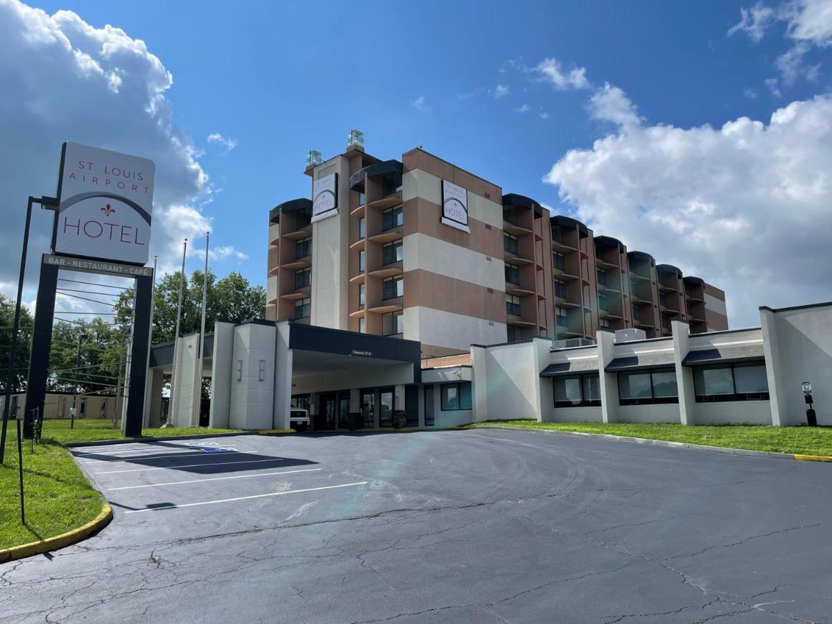 Hotel RL St Louis Airport - main image