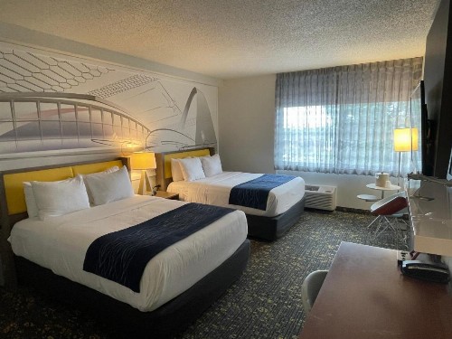 Hotel RL St Louis Airport - image 9