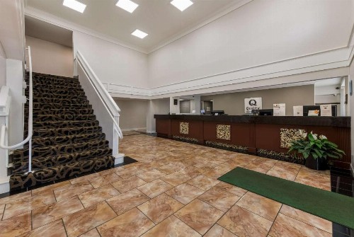 Quality Inn Airport - image 6