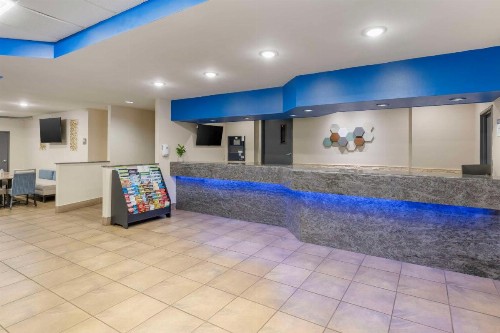 Best Western St. Louis Inn - image 14