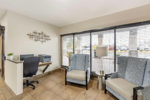 Best Western St. Louis Inn - image 26