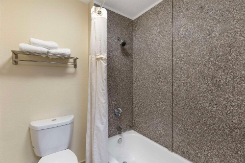 Best Western St. Louis Inn - image 33