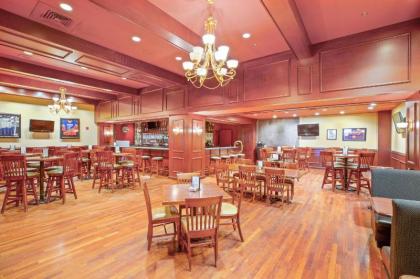 OYO Hotel St Louis Downtown City Center MO - image 14