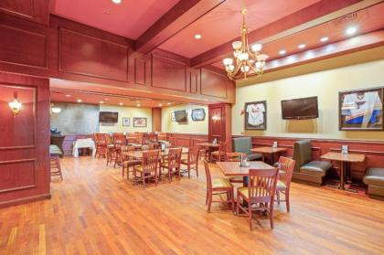 OYO Hotel St Louis Downtown City Center MO - image 13