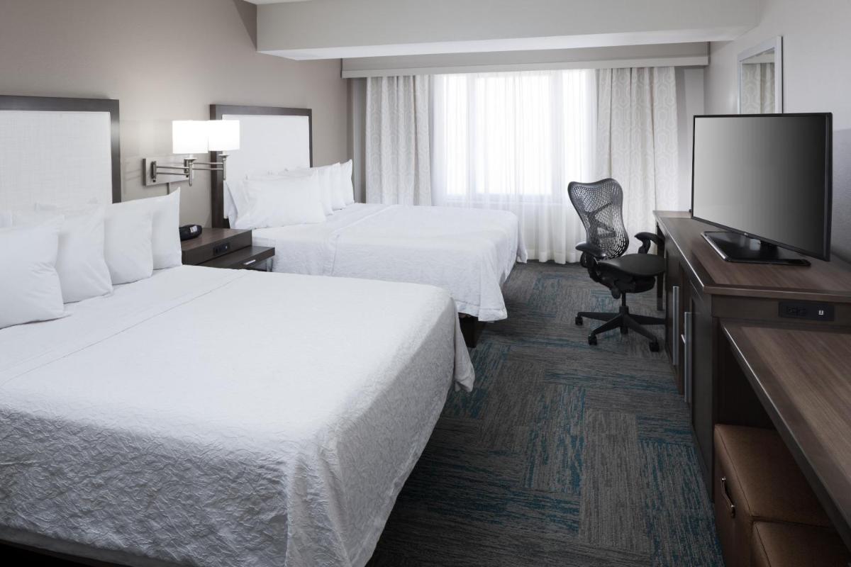 Hampton Inn St Louis- at the Arch - image 2