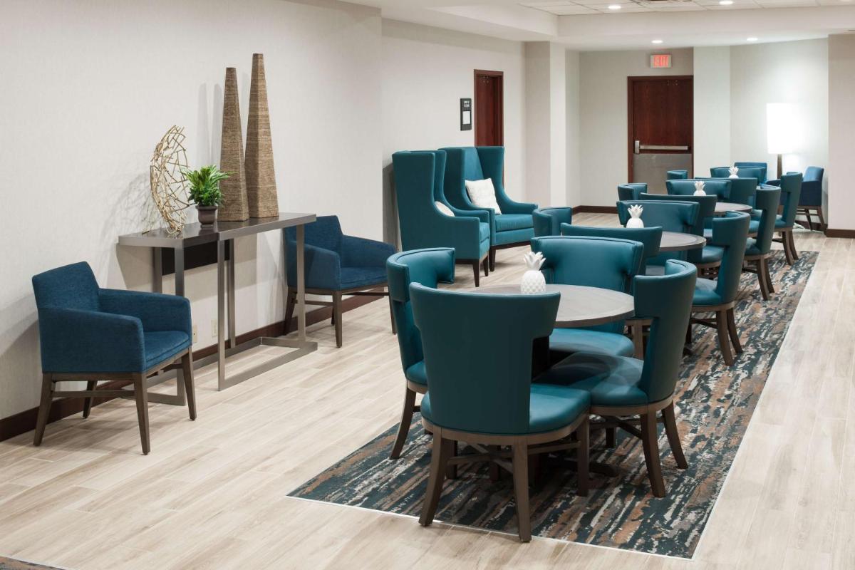 Hampton Inn St Louis- at the Arch - image 7