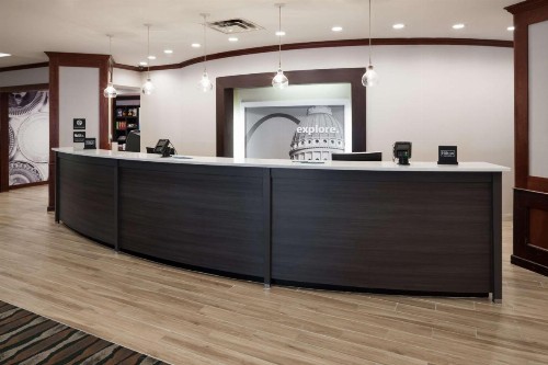 Hampton Inn St Louis- at the Arch - image 8