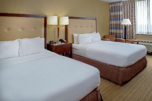 DoubleTree by Hilton St. Louis at Westport - image 25