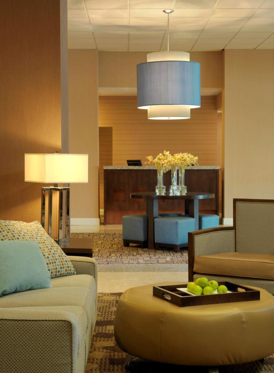 DoubleTree by Hilton St. Louis at Westport - image 5