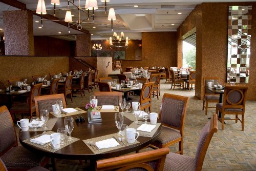DoubleTree by Hilton St. Louis at Westport - image 8