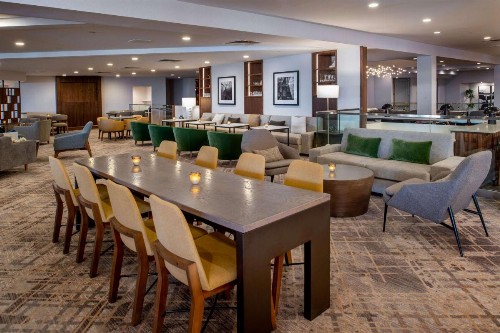 Hilton St. Louis Airport - image 12