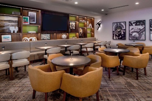 Hilton St. Louis Airport - image 31