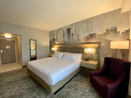 DoubleTree by Hilton St. Louis Airport MO - image 15