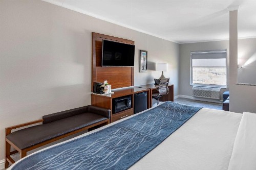 Days Inn by Wyndham St. Louis Lindbergh Boulevard - image 16