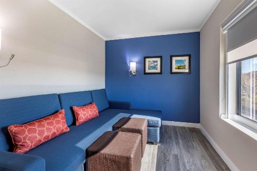 Days Inn by Wyndham St. Louis Lindbergh Boulevard - image 6