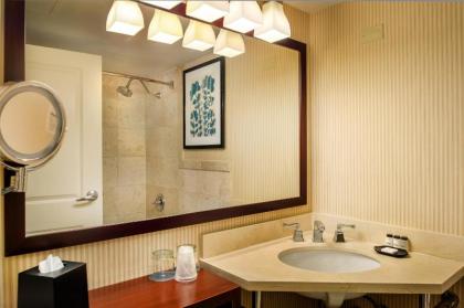 Sheraton Westport Lakeside Chalet - image 8