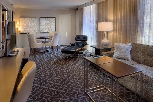 Marriott St. Louis Airport - image 10