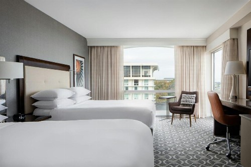Marriott St. Louis Airport - image 36
