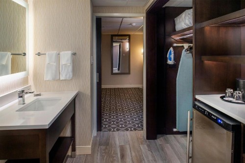 Marriott St. Louis Airport - image 39