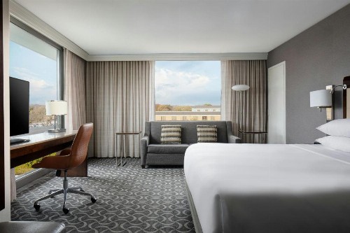 Marriott St. Louis Airport - image 46