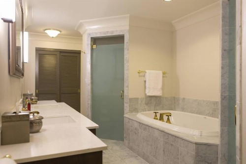 Marriott St. Louis Grand - image 33