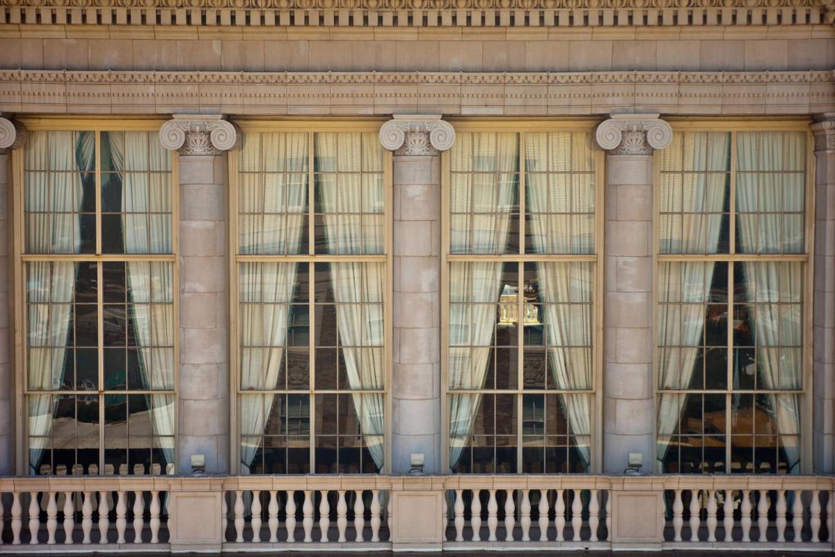 Marriott St. Louis Grand - image 5