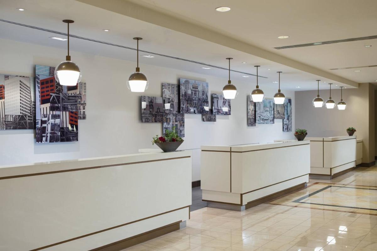 Marriott St. Louis Grand - image 7