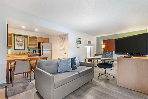 Residence Inn St. Louis Galleria - image 18