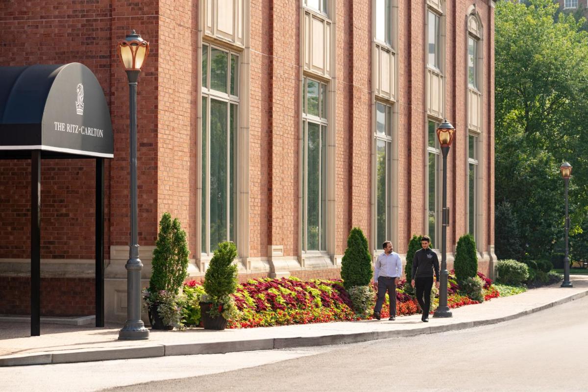 The Ritz-Carlton St. Louis - image 2