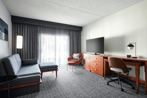 Courtyard St. Louis Westport Plaza - image 10