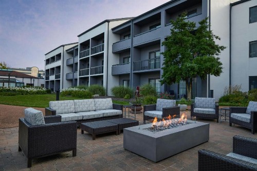 Courtyard St. Louis Westport Plaza - image 34