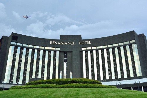 Renaissance St. Louis Airport Hotel