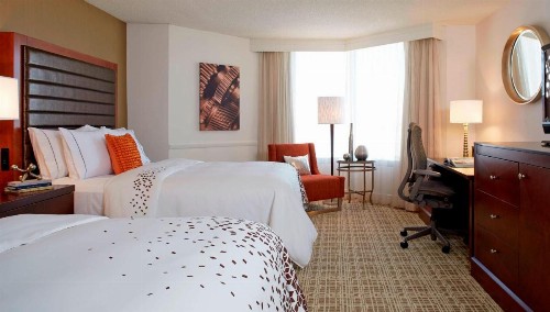 Renaissance St. Louis Airport Hotel - image 3