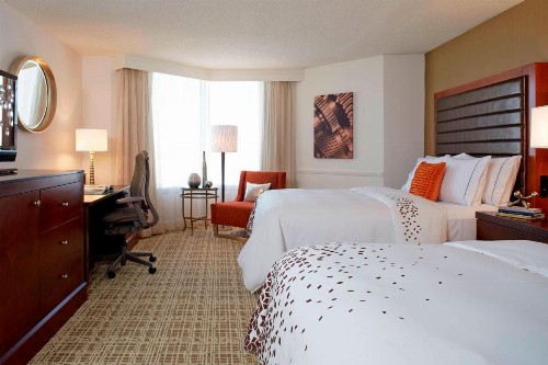 Renaissance St. Louis Airport Hotel - image 6