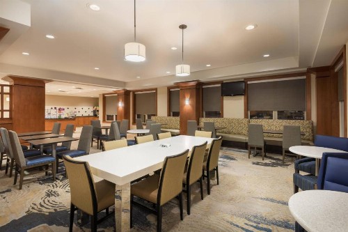 Residence Inn by Marriott St. Louis Downtown - image 14