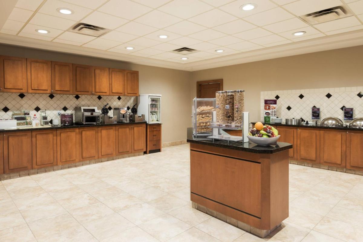 Residence Inn by Marriott St. Louis Downtown - image 4