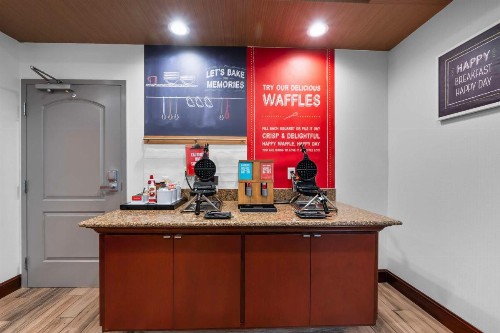 Hampton Inn & Suites - Saint Louis South Interstate 55 - image 40