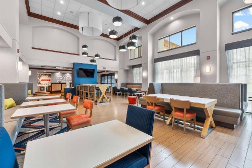 Hampton Inn & Suites - Saint Louis South Interstate 55 - image 50