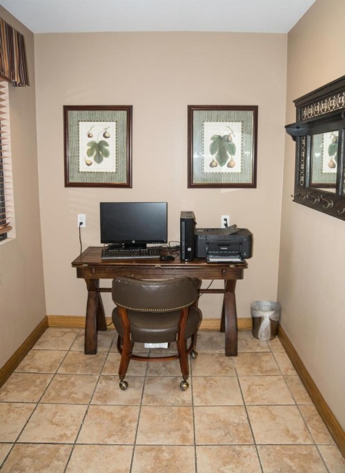 Americas Best Value Inn St. Louis / South - image 9