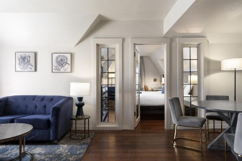 Seven Gables Inn - image 6