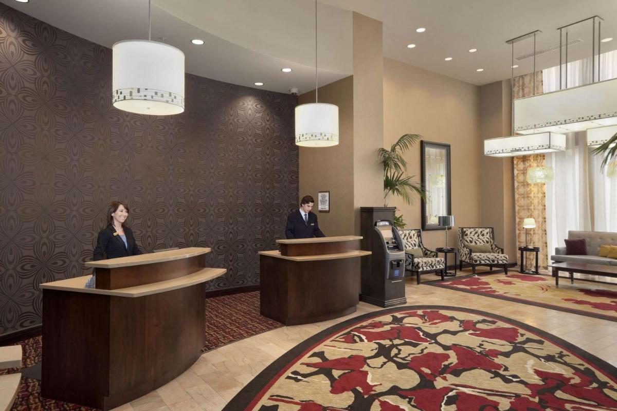 Embassy Suites Saint Louis - Downtown - image 3