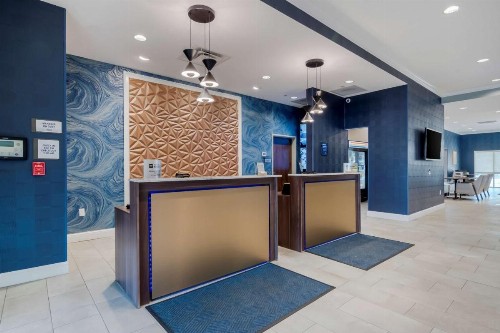 Best Western Plus St. Louis Airport Hotel - image 9