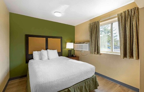 Extended Stay America Suites - St Louis - Westport - Craig Road - image 10