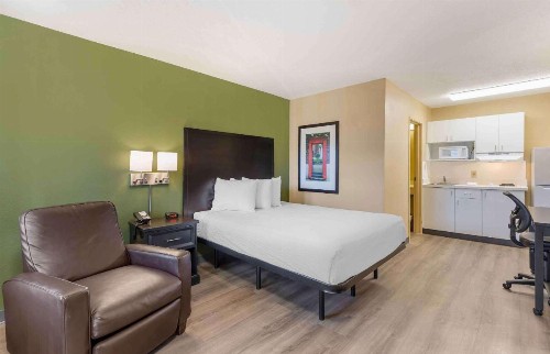 Extended Stay America Suites - St Louis - Westport - East Lackland Rd - image 23