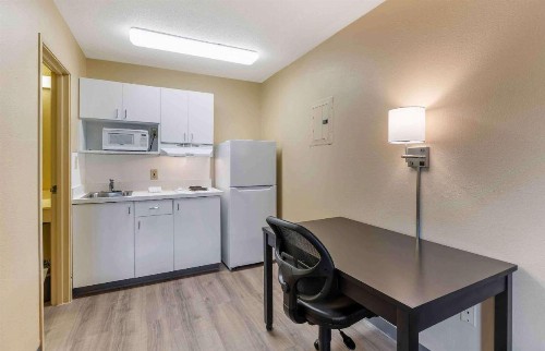 Extended Stay America Suites - St Louis - Westport - East Lackland Rd - image 32