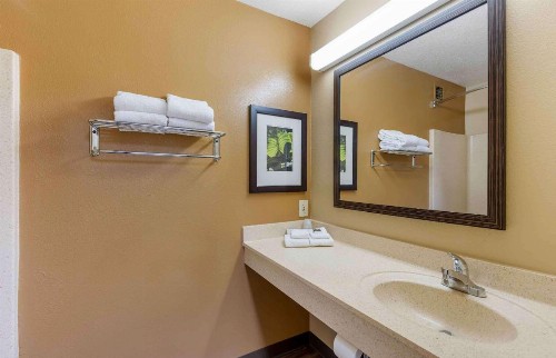 Extended Stay America Suites - St Louis - Westport - East Lackland Rd - image 35
