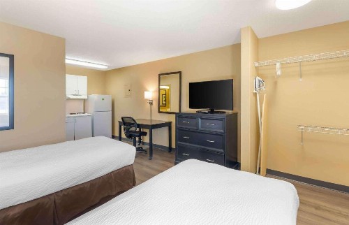 Extended Stay America Suites - St Louis - Westport - East Lackland Rd - image 40