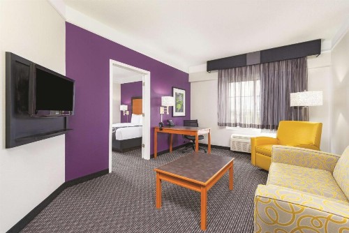La Quinta by Wyndham St. Louis Westport - image 14