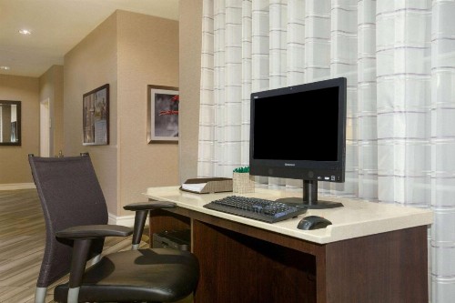 La Quinta by Wyndham St. Louis Westport - image 25