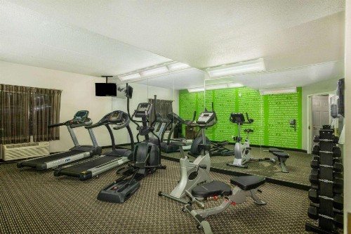 La Quinta by Wyndham St. Louis Westport - image 31